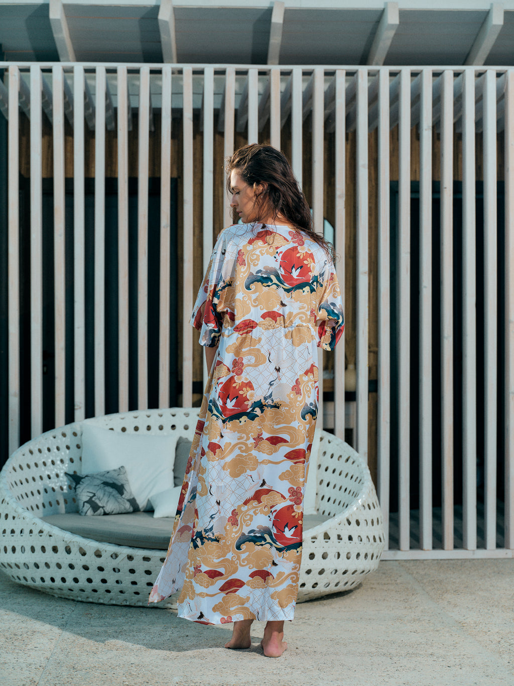 beach kimono long white satin chiffon, Asahi collection back view