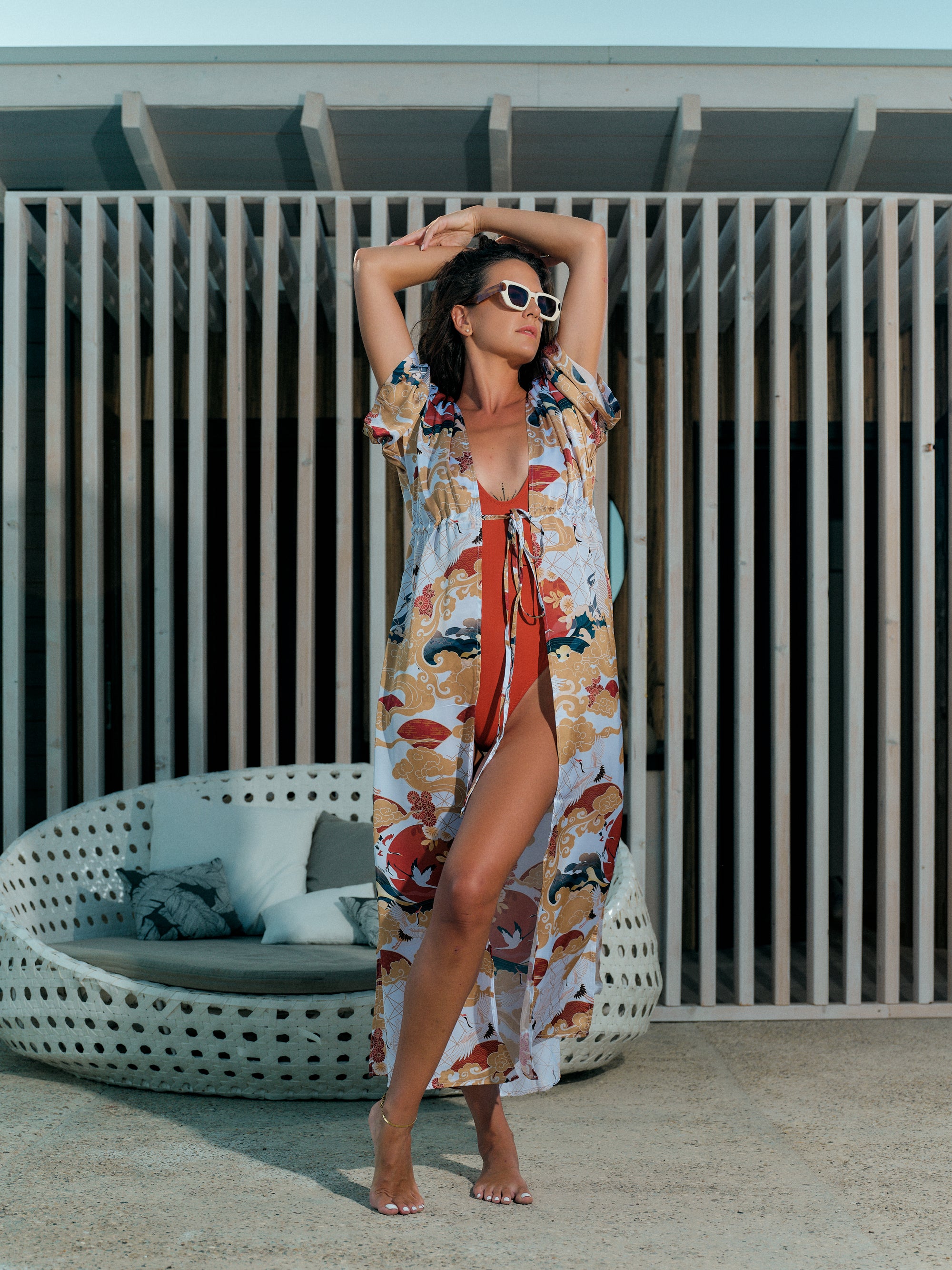 beach kimono long white satin chiffon, Asahi collection front view