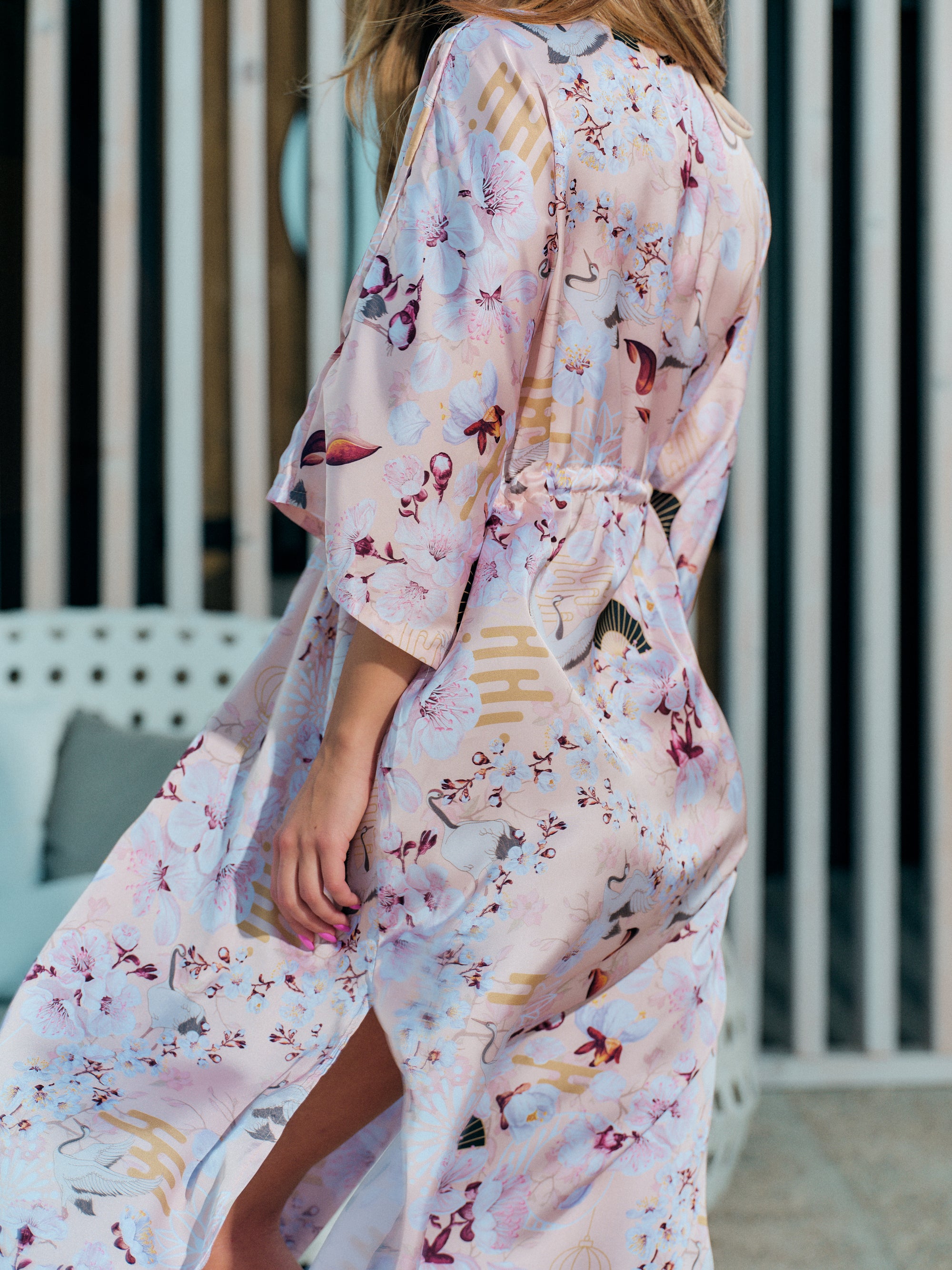 beach kimono long peach satin chiffon, Akari collection detail side view