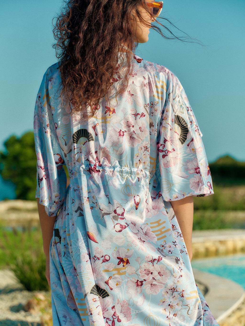 beach kimono long sky blue satin chiffon, Akari collection detail back view
