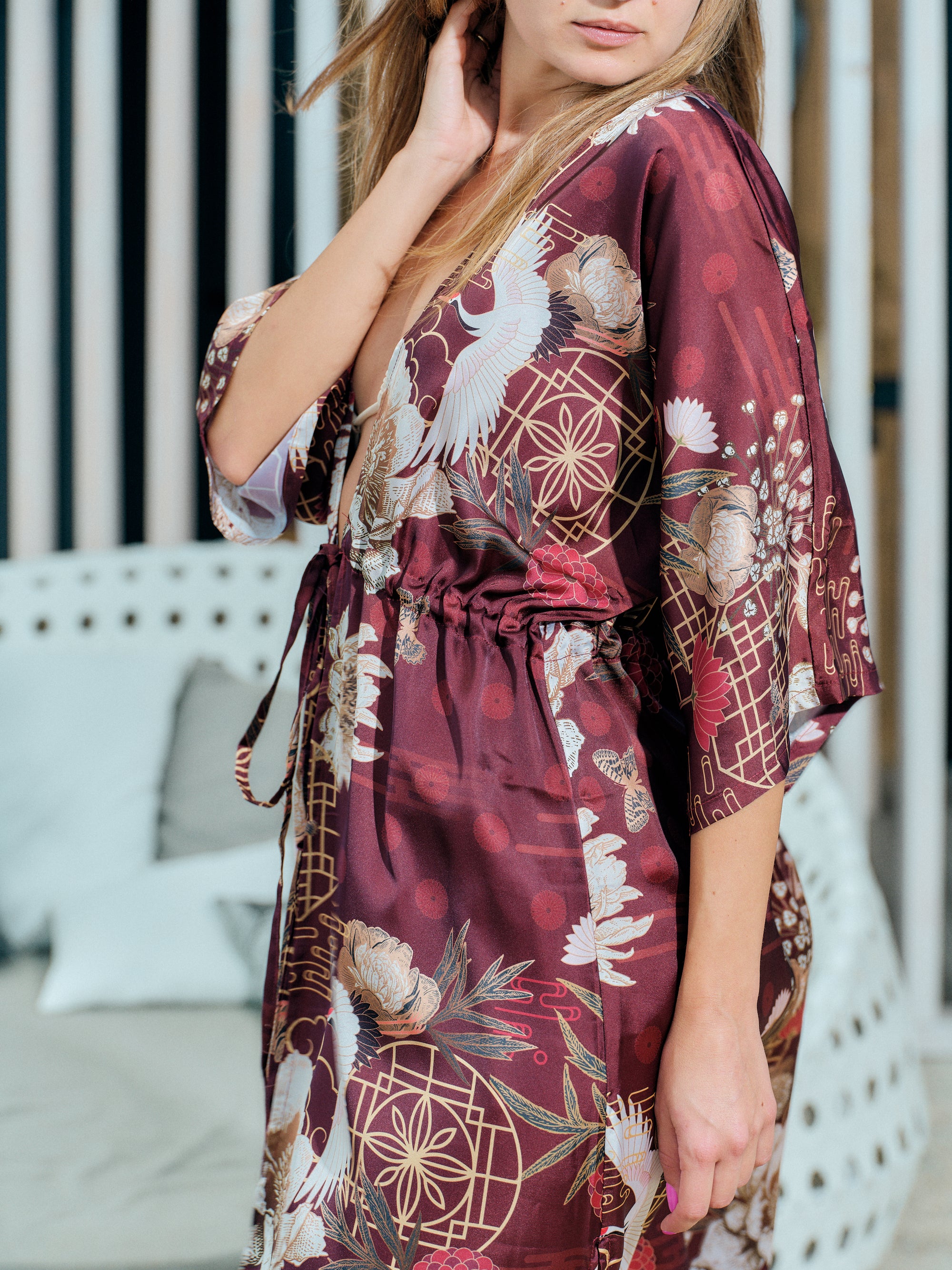 beach kimono long burgundy satin chiffon, Koan collection detail side view