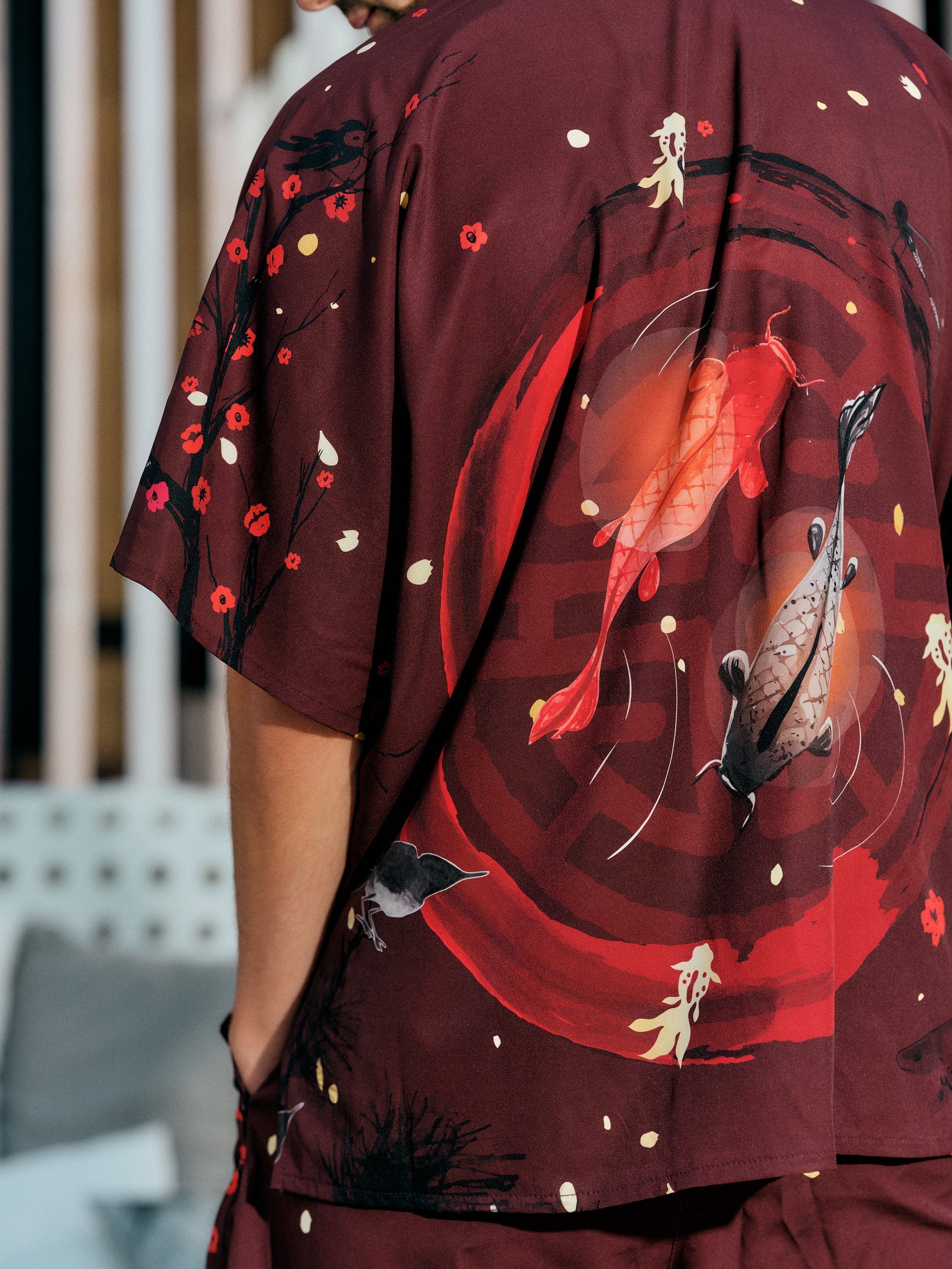 mens beach kimono set burgundy satin chiffon, Enso collection detail back view