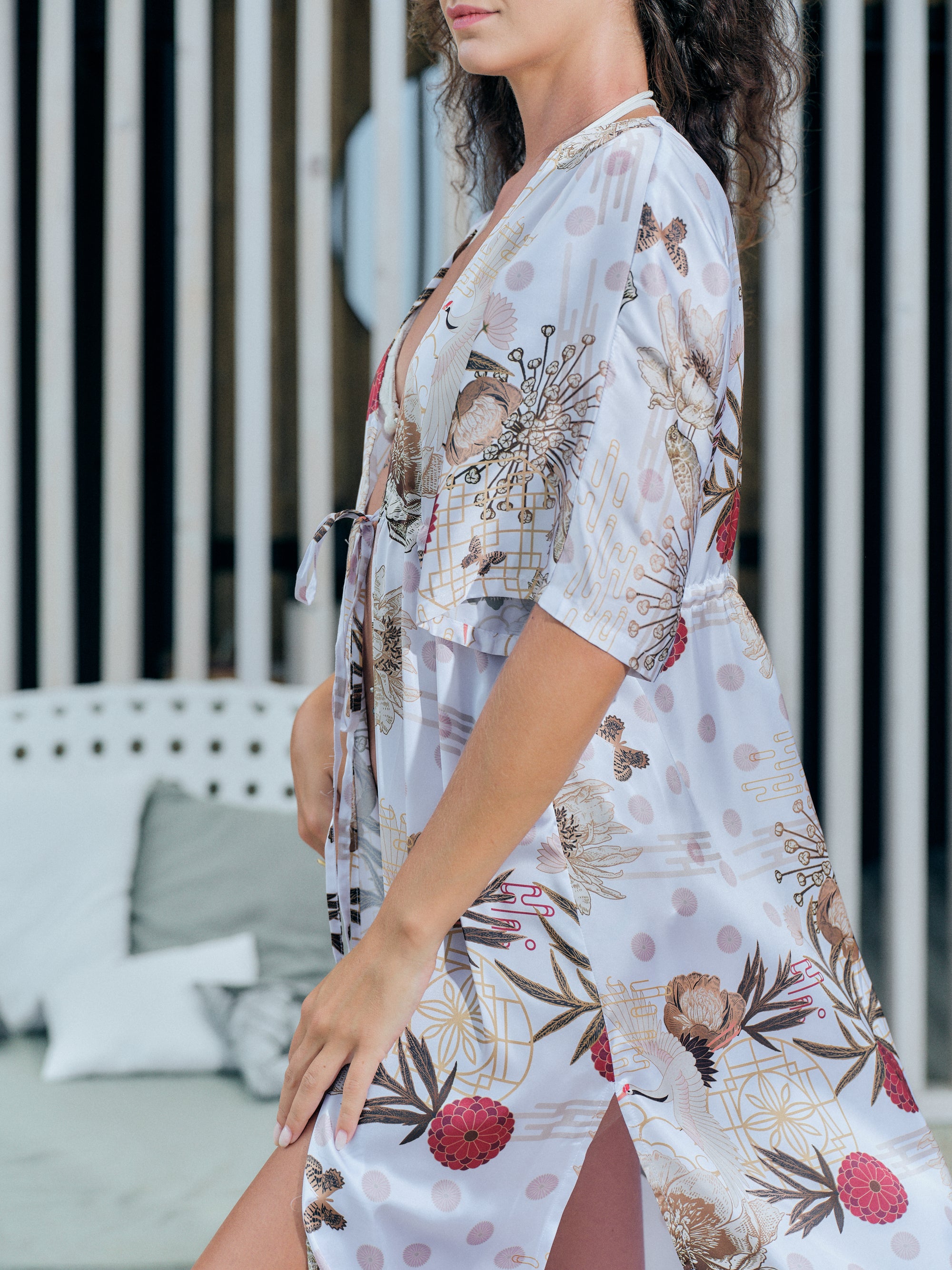 Kōan White Beach Kimono