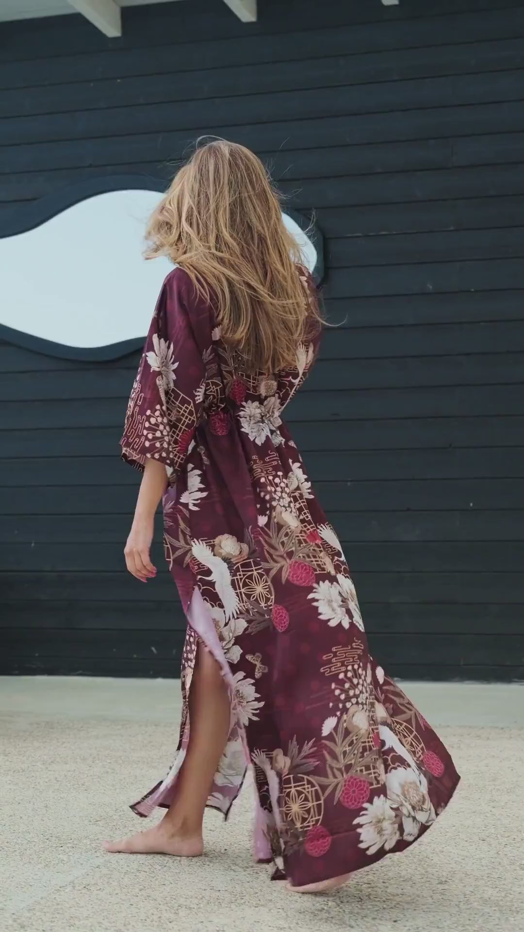 Kōan Burgundy  Beach Kimono