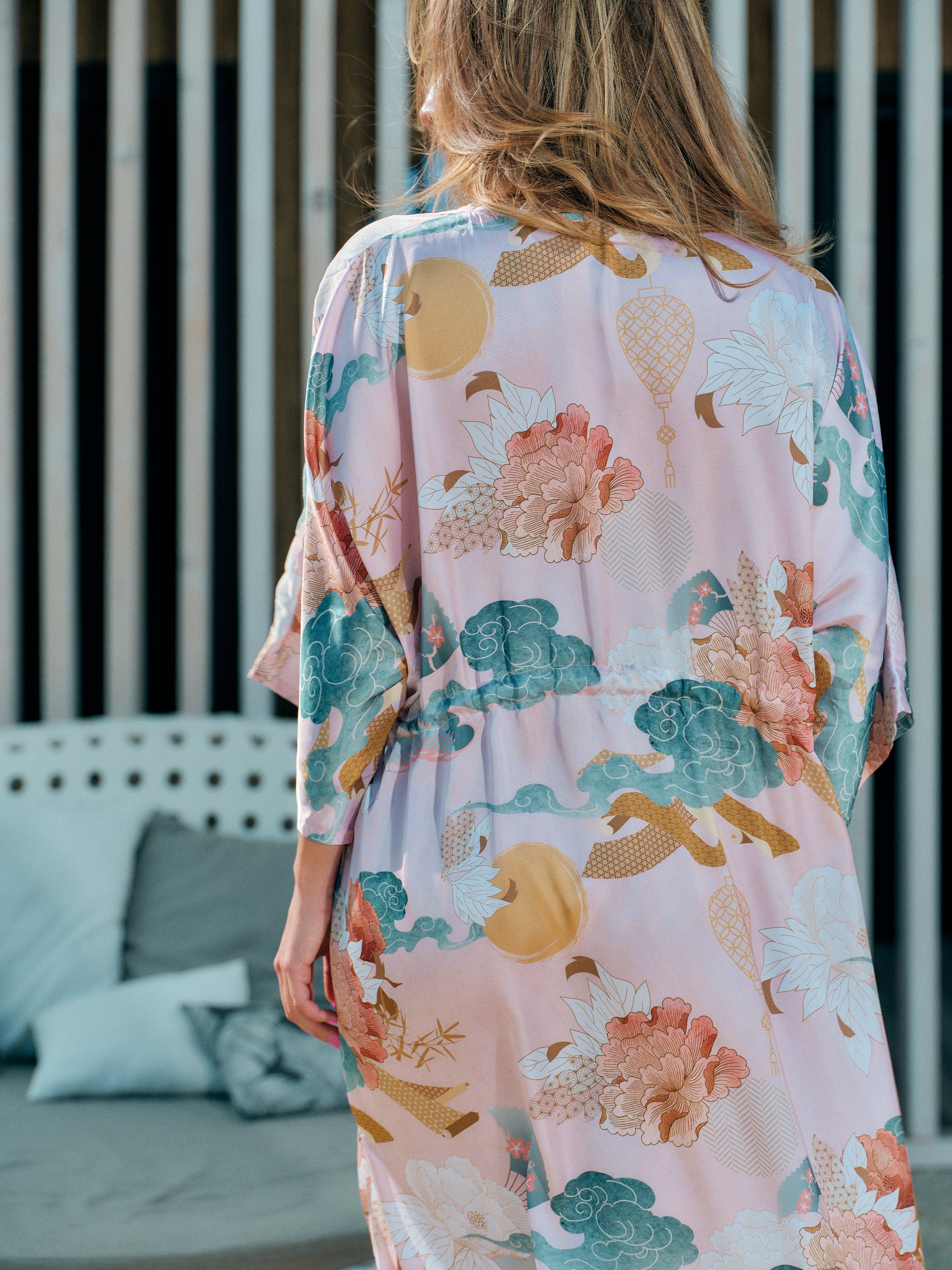 beach kimono long pink satin chiffon, Yugen collection detail back view