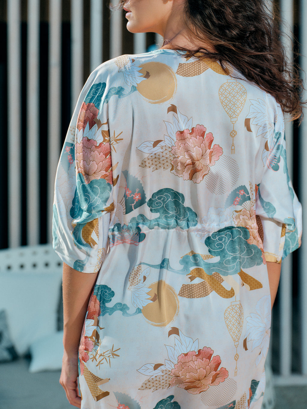 beach kimono long ivory satin chiffon, Yugen collection detail back view
